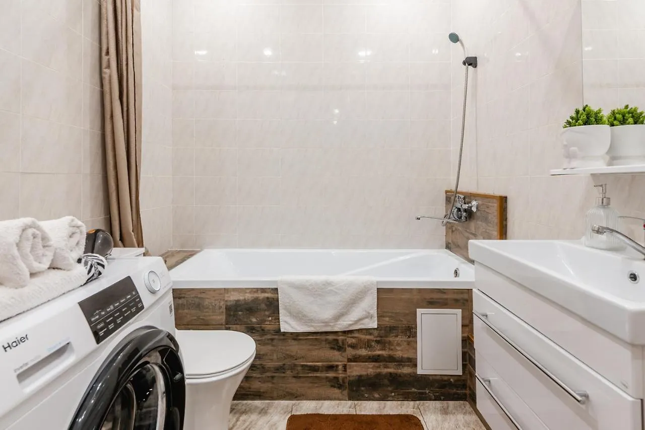 2-К Квартира В Центре Алматы Apartment