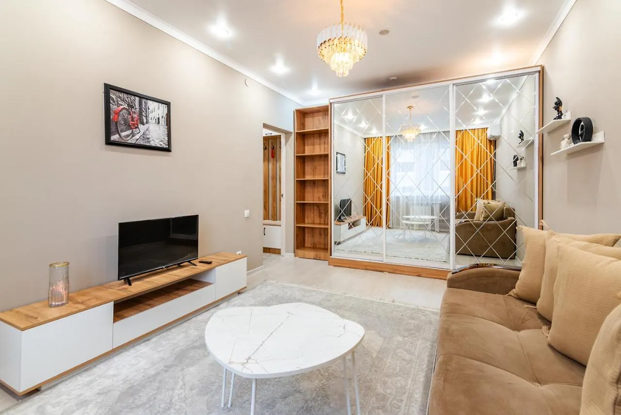 2-К Квартира В Центре Алматы Apartment